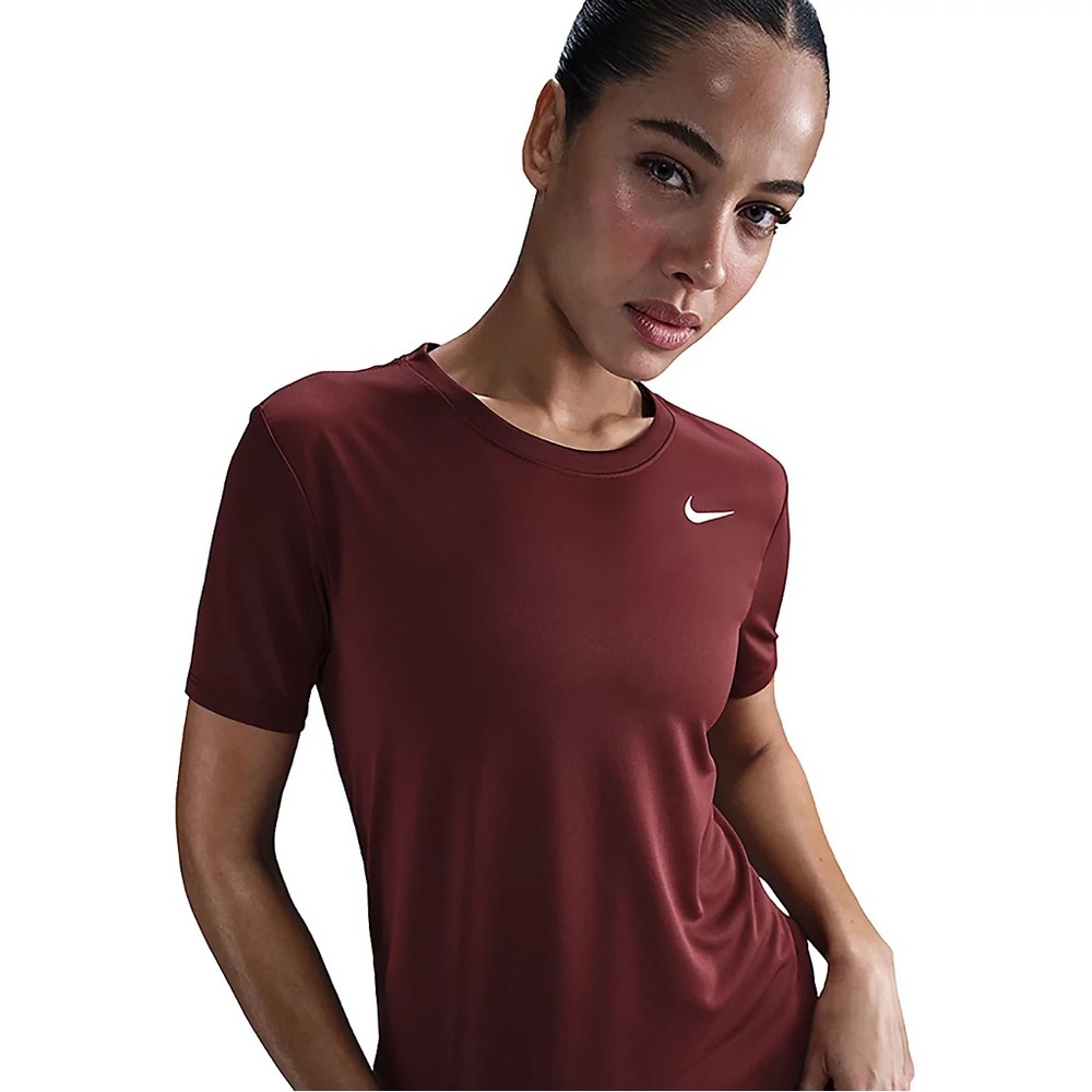 Nike | Women’s Maroon Dri-FIT Short Sleeve crewneck Tee, grey swoosh, size M
